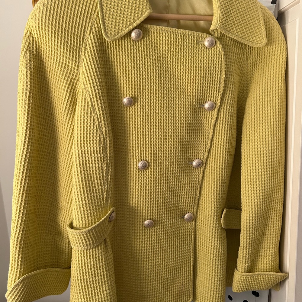 I’m cleaning out my closet- Ellen Tracy waffle jacket